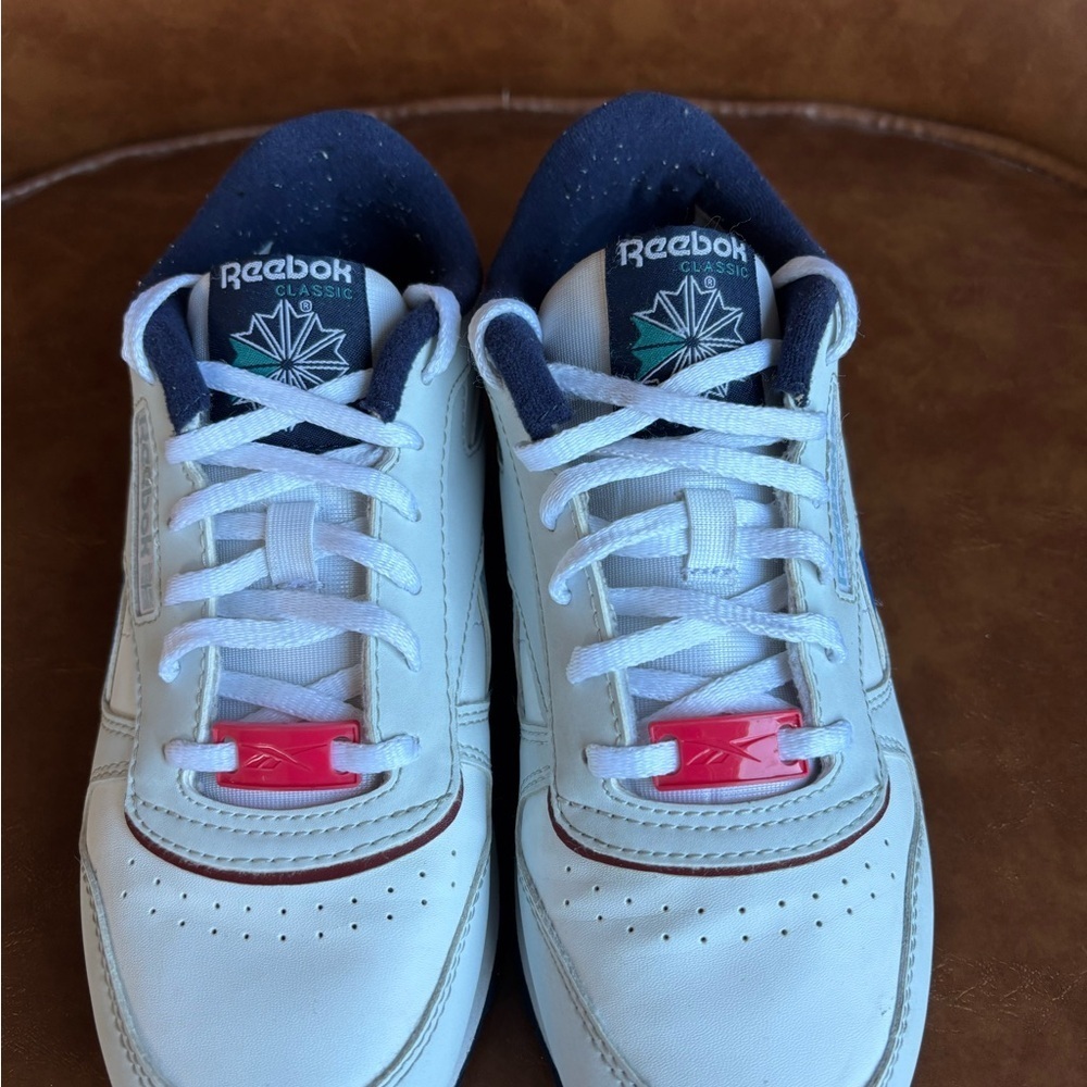 Reebok classic leather kids youth size 4 white yellow blue retro sneakers - Picture 4 of 8